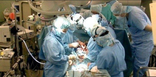  Trung Quốc: Tiến bộ mới trong phẫu thuật cấy ghép nội tạng